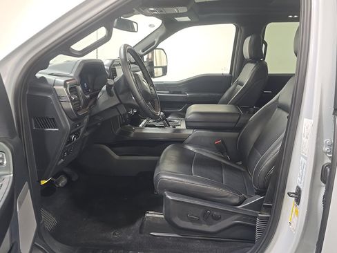 Used 2025 Ford F150 Lariat AWD/4WD image 7
