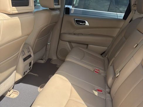 Used 2014 Nissan Pathfinder Platinum w/ Platinum Premium Package image 4