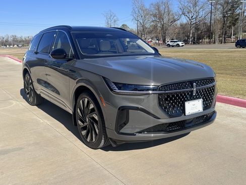 Used 2024 Lincoln Nautilus Black Label w/ Jet Appearance Package (87T) image 4