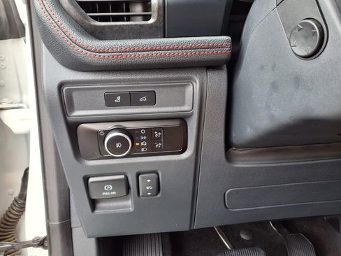 Used 2023 Ford Expedition Max Limited AWD/4WD image 12