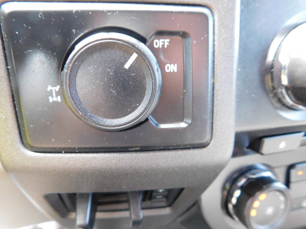 Used 2018 Ford F250 XL w/ Power Equipment Group RWD image 22