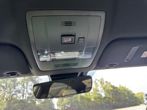 Used 2021 Lexus IS 350 F Sport image 17