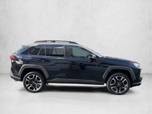 Used 2019 Toyota RAV4 Adventure image 4