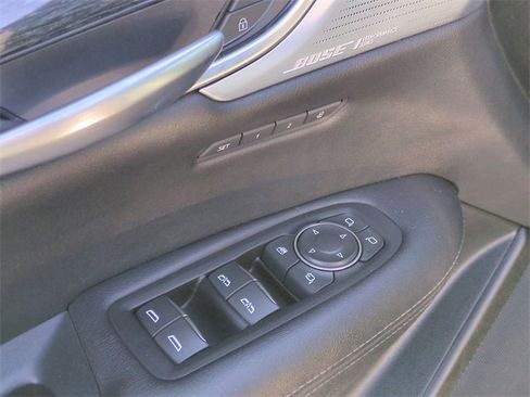 Used 2023 Cadillac XT5 Premium Luxury image 13