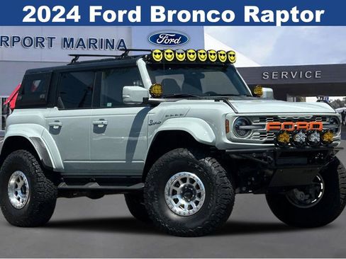 Used 2024 Ford Bronco Raptor AWD/4WD image 2
