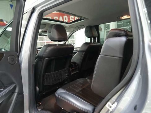 Used 2015 Mercedes-Benz GL 450 4MATIC w/ Parking Assist Package image 22