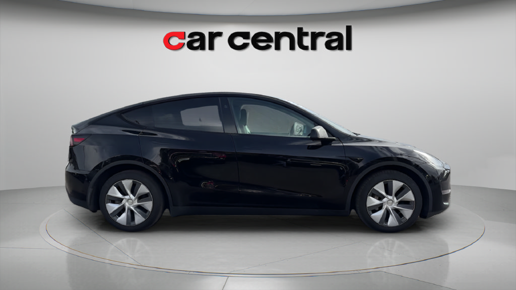 Used 2023 Tesla Model Y Long Range AWD/4WD image 6