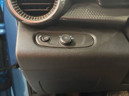 Certified 2025 Chevrolet Trax ACTIV w/ Driver Confidence Package image 15