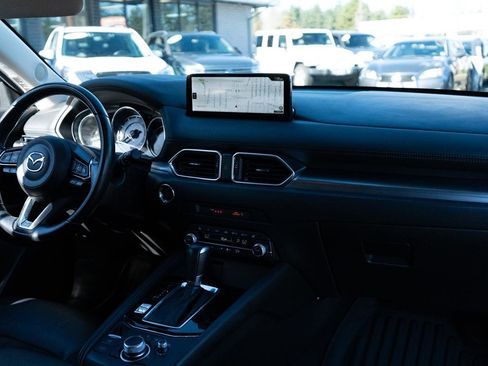 Used 2021 MAZDA CX-5 Touring image 32