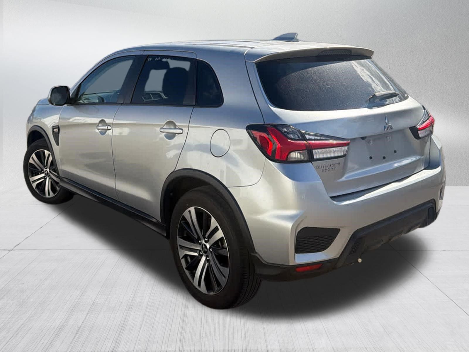 Used 2025 Mitsubishi Outlander Sport ES AWD/4WD image 6