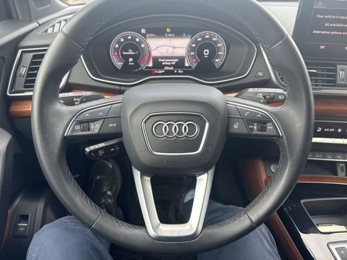 Used 2023 Audi Q5 2.0T Prestige w/ Prestige Package image 12