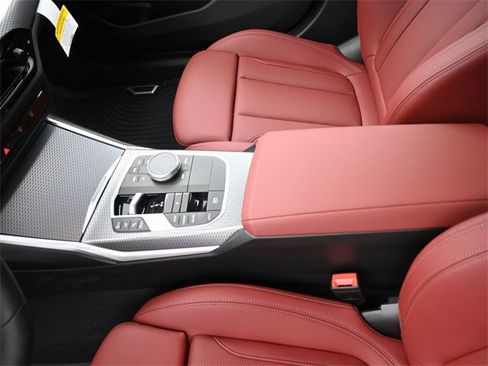 New 2026 BMW 330i xDrive 330i xDrive w/ M Sport Package image 9