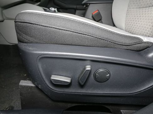 Used 2024 Ford Escape Active w/ Tech Pack #1 AWD/4WD image 39
