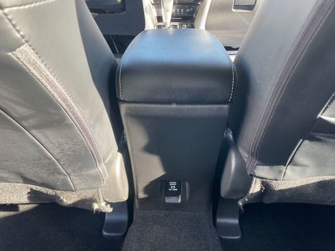 Used 2023 Mitsubishi Eclipse Cross SE image 27