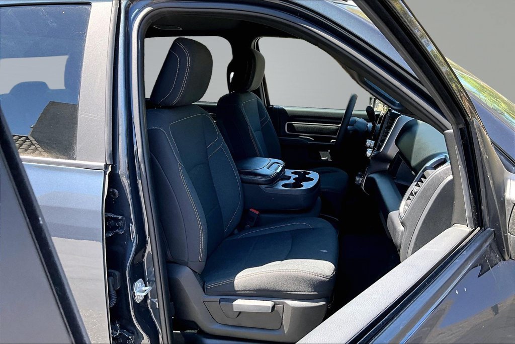 Certified 2025 RAM 2500 Big Horn AWD/4WD image 16