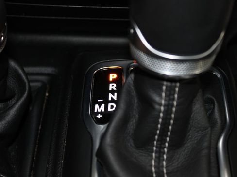 Used 2023 Jeep Wrangler Unlimited Sahara w/ Cold Weather Group AWD/4WD image 41