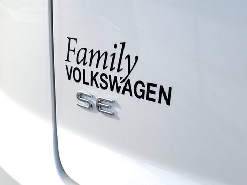 New 2026 Volkswagen Atlas Cross Sport SE FWD image 7