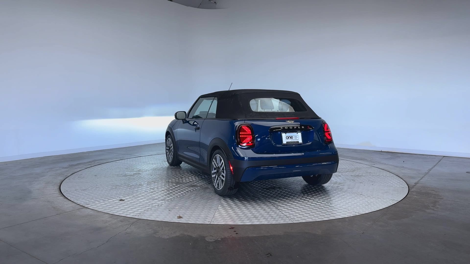 Certified 2026 MINI Cooper S FWD image 7