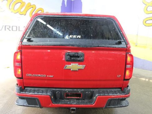 Used 2017 Chevrolet Colorado LT w/ LT Convenience Package AWD/4WD image 7