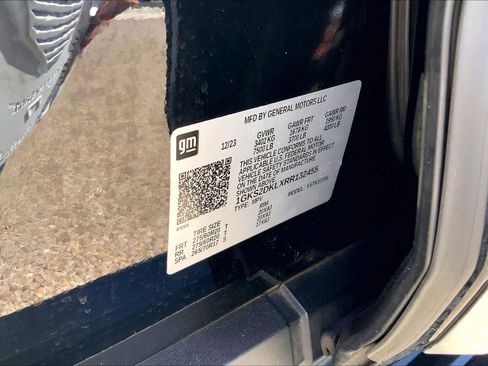 Used 2024 GMC Yukon Denali image 37