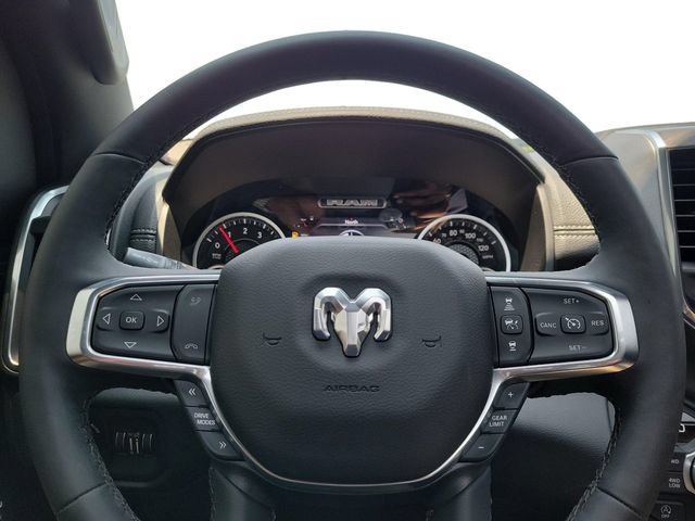 Used 2026 RAM 1500 Laramie AWD/4WD image 11