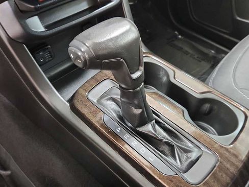 Used 2020 GMC Canyon SLE w/ Elevation Edition AWD/4WD image 22