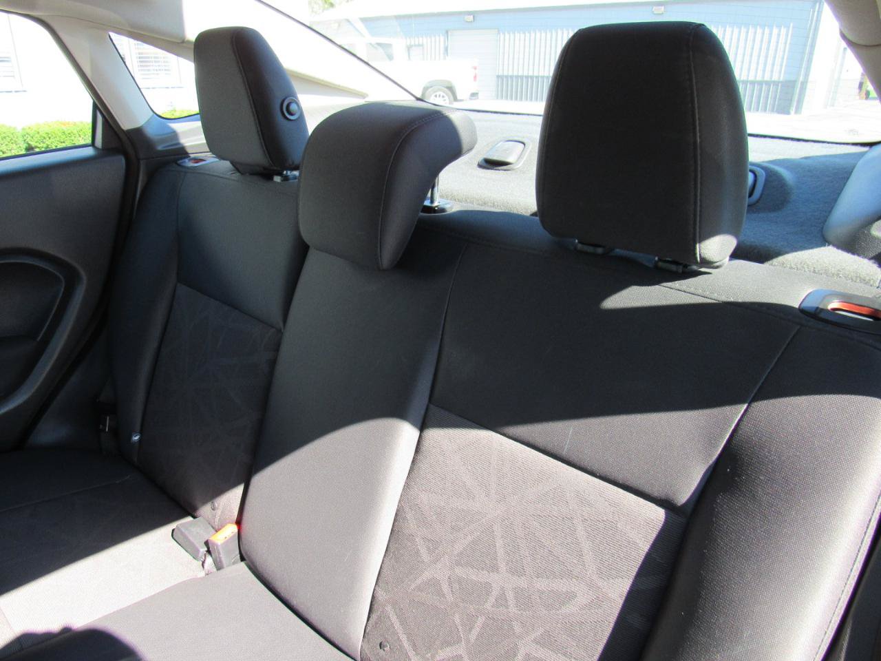 Used 2012 Ford Fiesta SE FWD image 30