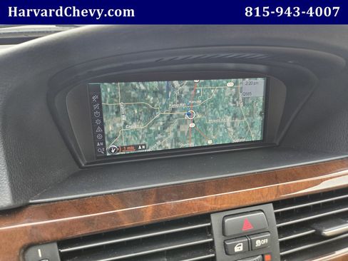 Used 2011 BMW 328i xDrive Sedan AWD/4WD image 8