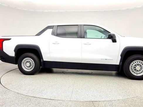 Used 2024 Chevrolet Silverado EV W/T AWD/4WD image 4