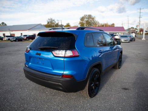 Used 2021 Jeep Cherokee Latitude Plus image 5