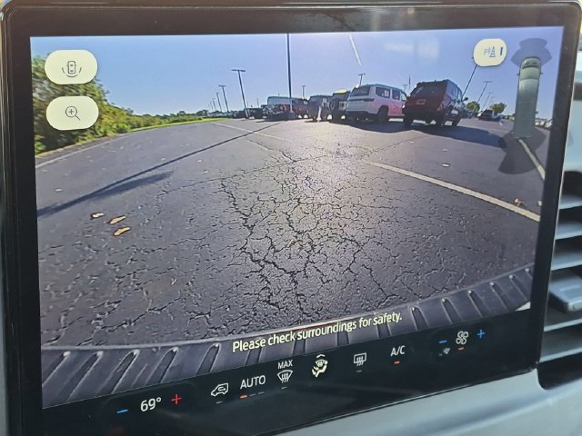 Used 2022 Ford Transit 350 XLT RWD image 14