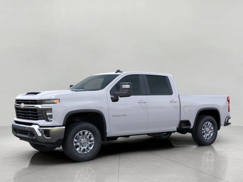 Used 2026 Chevrolet Silverado 3500 LT AWD/4WD image 2