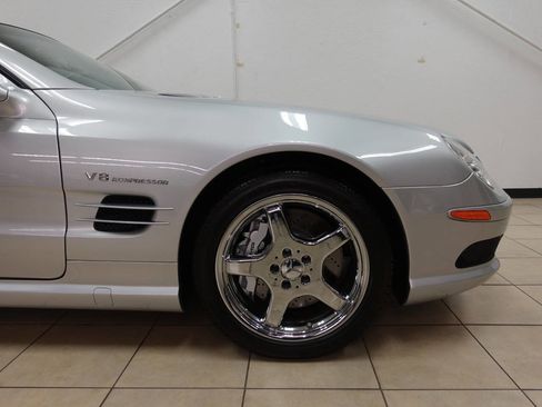 Used 2004 Mercedes-Benz SL 55 AMG image 11
