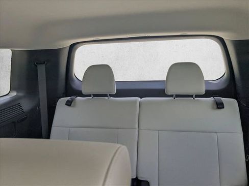 Used 2024 Hyundai Santa Fe SEL FWD image 17