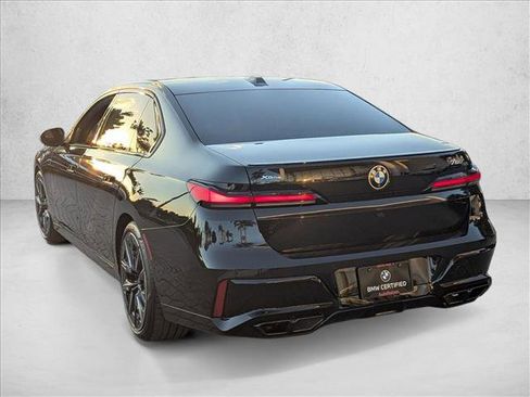 Certified 2023 BMW 760i xDrive w/ Executive Package image 8