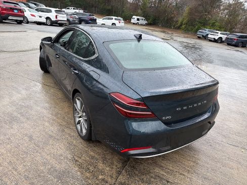 Used 2022 Genesis G70 2.0T w/ Prestige Package image 8