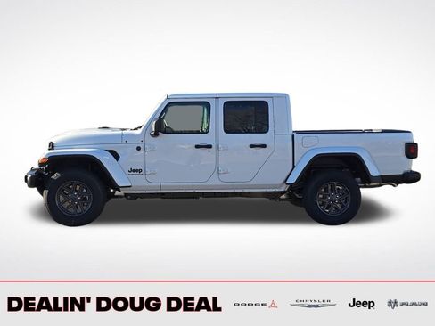 New 2026 Jeep Gladiator Sport image 2
