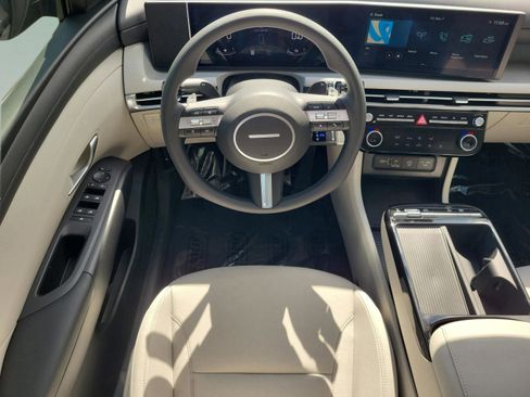 New 2026 Hyundai Tucson Blue SE image 29