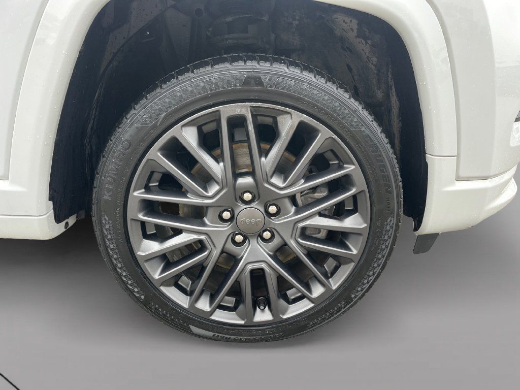 Used 2023 Jeep Compass High Altitude AWD/4WD image 9