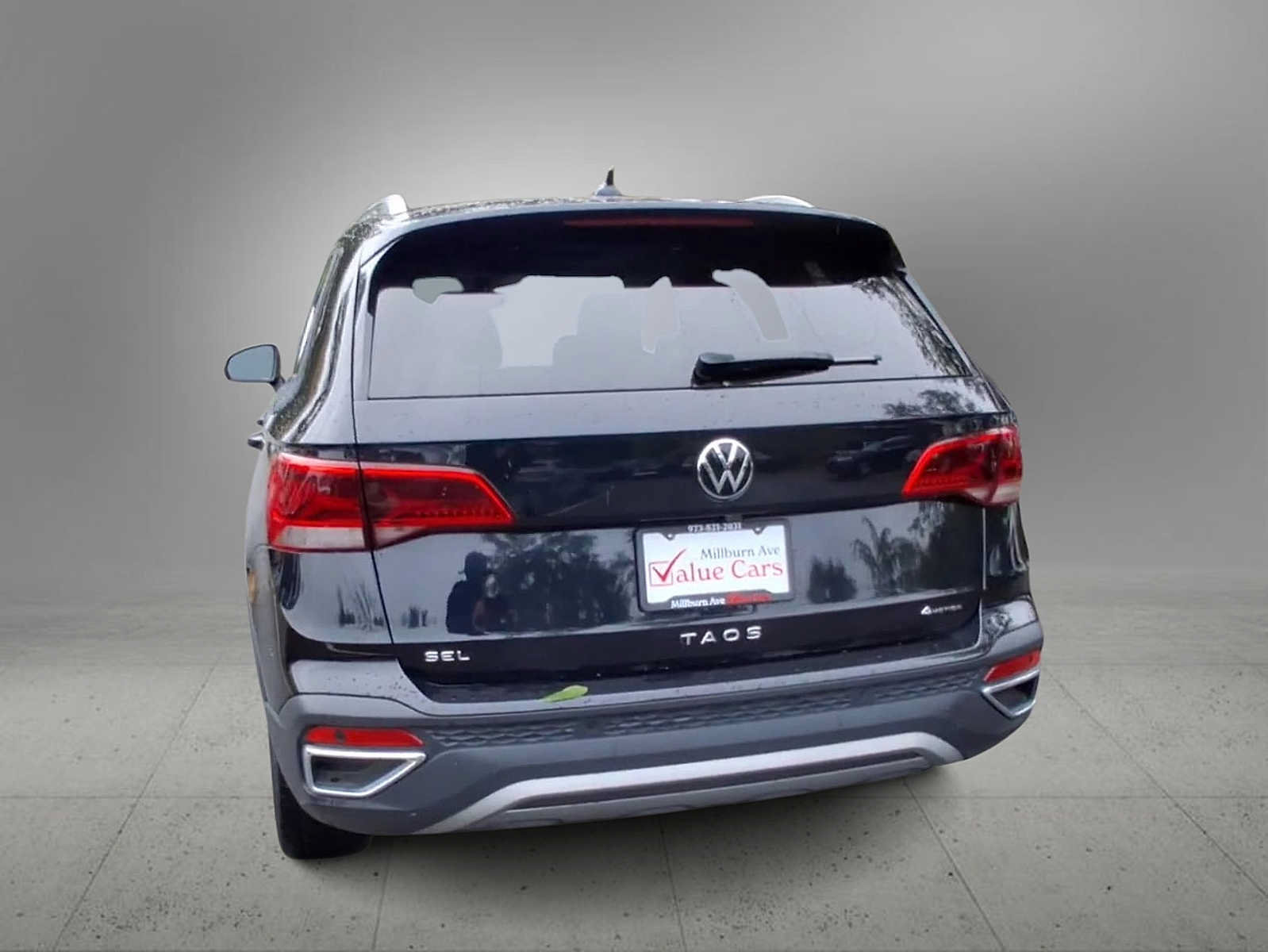 Used 2024 Volkswagen Taos SEL AWD/4WD image 7