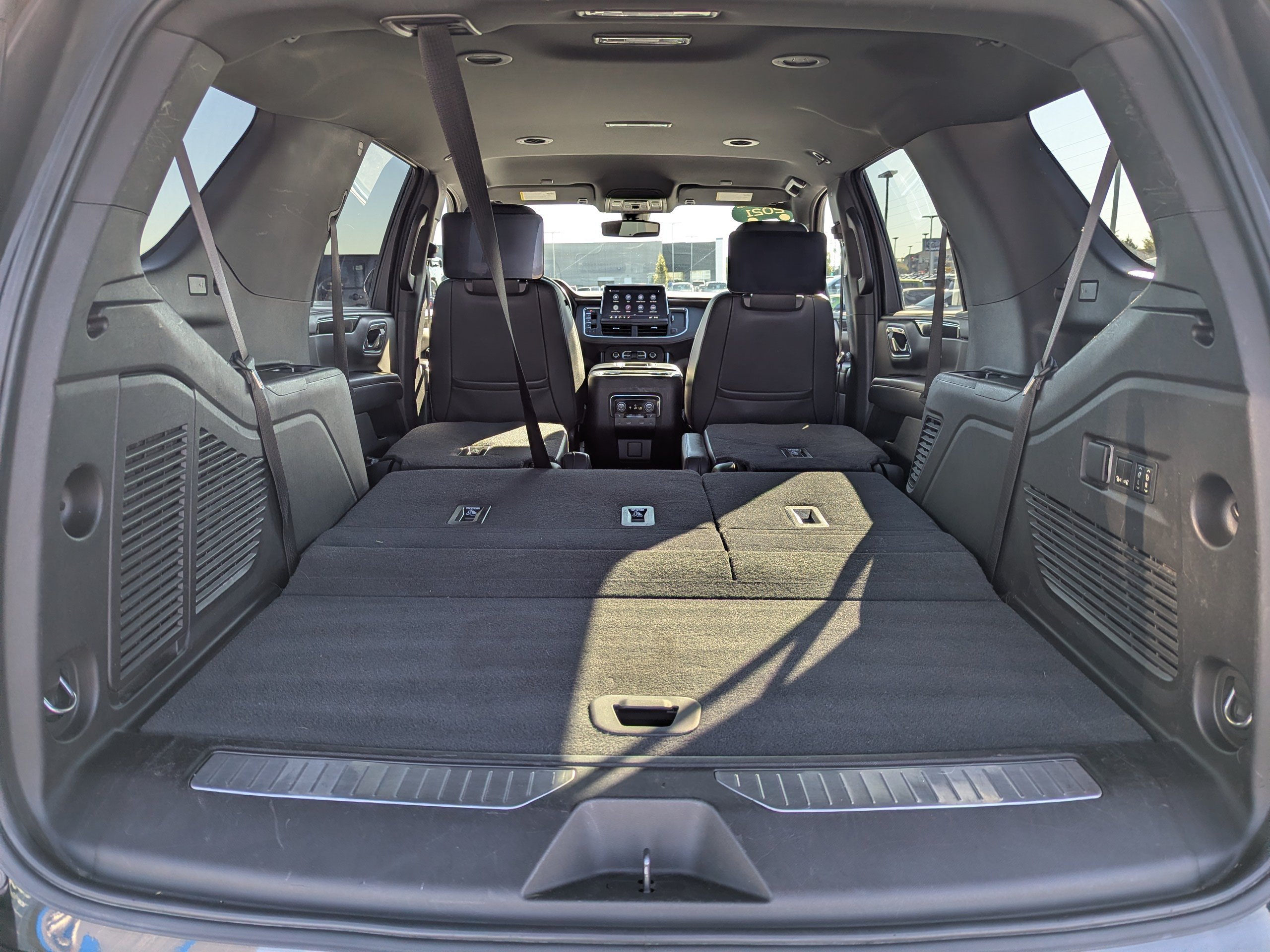 Certified 2021 Chevrolet Tahoe RST w/ Luxury Package AWD/4WD image 41