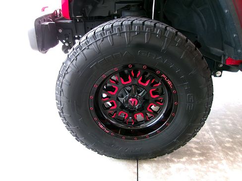 Used 2020 Jeep Gladiator Rubicon AWD/4WD image 7