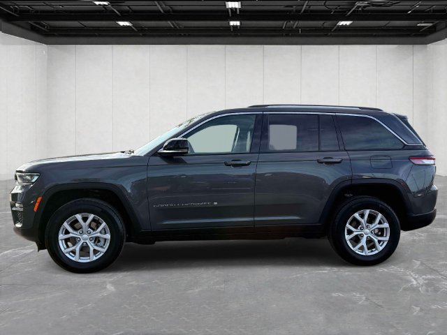 Used 2023 Jeep Grand Cherokee Limited AWD/4WD image 8