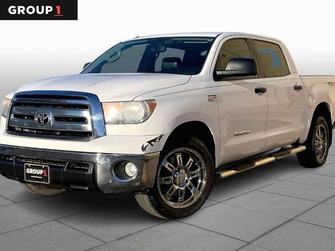 Used 2013 Toyota Tundra 4x4 CrewMax image 1