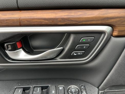 Certified 2021 Honda CR-V Touring image 20