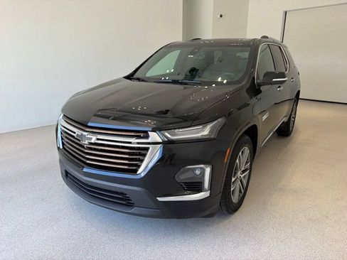 Certified 2023 Chevrolet Traverse High Country w/ LPO, Floor Liner Package AWD/4WD image 3