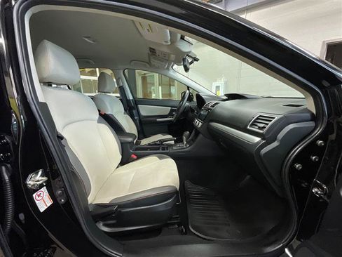 Used 2016 Subaru Crosstrek 2.0i Premium AWD/4WD image 31