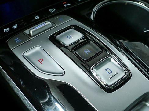 Used 2022 Hyundai Tucson Limited AWD/4WD image 18