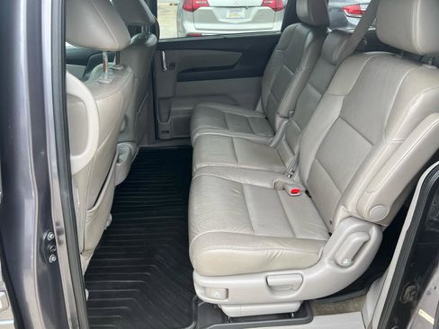 Used 2015 Honda Odyssey EX-L image 13