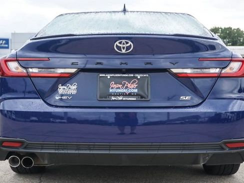 Used 2025 Toyota Camry SE FWD image 6